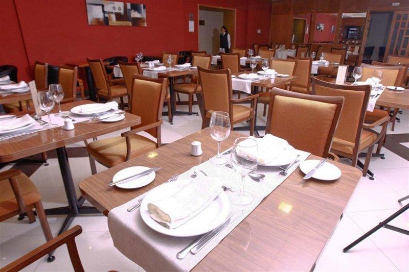 Hotel Diego De Almagro โกไยเก ภายนอก รูปภาพ